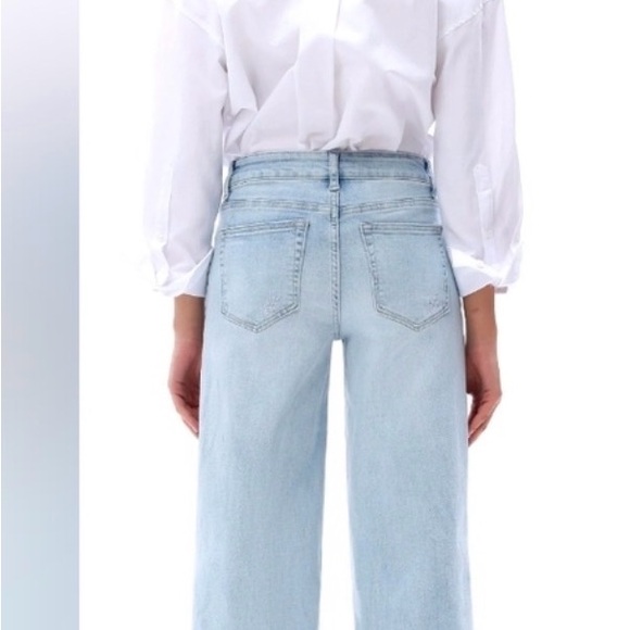 Oneso mid-rise light wash flare wide leg jeans NWT plus size - Picture 5 of 7